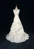 Vintage Bridal Gown 1960s Ball Gown Square Neck Sleeveless Taffeta Pleated Long White Wedding Dresses Elegant Bridal Gowns HZ1121
