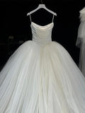 Pretty Wedding Dress Ball Gown Strapless Tulle Long Satin White Wedding Dresses Bridal Gowns Brides Gown HZ1121