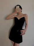 Sexy Sheath Spaghetti Straps Little Black Dress Satin Mini Short Formal 8th Grade Homecoming Dresses Summer Middle School Hoco Dress Birthday Outfits HZ1121