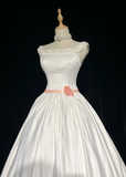Vintage Bridal Gown Ball Gown Square Neck Sleeveless Satin Beads Long White 70s Wedding Dresses Elegant Bridal Gowns HZ1121