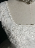 Vintage Bridal Gown Ball Gown Square Neck Sleeveless Tulle Lace Long White 70s Wedding Dresses Elegant Bridal Gowns HZ1121