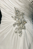 Vintage Bridal Gown A line Sweetheart Sleeveless Silver Beads Long Slit White 70s Wedding Dresses Elegant Bridal Gowns HZ1121