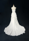 Retro Bridal Gown 1960s A line Strapless Sleeveless Chiffon Pleated Beads Long White Wedding Dresses Elegant Bridal Gowns HZ1121