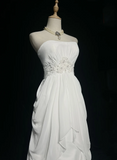 Retro Bridal Gown 1960s A line Strapless Sleeveless Chiffon Pleated Beads Long White Wedding Dresses Elegant Bridal Gowns HZ1121