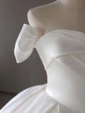 Princess Bridal Dress Ball Gown Off The Shoulder Satin Wedding Dress With White Short Sleeves Wedding Dresses Modest Wedding Gowns HZ1121