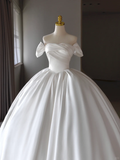 Princess Bridal Dress Ball Gown Off The Shoulder Satin Wedding Dress With White Short Sleeves Wedding Dresses Modest Wedding Gowns HZ1121