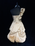 Cute Ball Gown One Shoulder Champagne Taffeta Mini Short Formal 7th Grade Homecoming Dresses Middle School Short Prom Dress Cocktail Birthday Outfits HZ1121