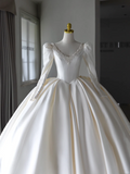 Princess Bridal Dress Ball Gown V Neck Long Sleeves White Wedding Dress With Ruffles Beads White Wedding Dresses Modest Wedding Gowns HZ1121