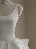 Romantic Wedding Gown Bridal Dress Ball Gown Square Neck Satin Wedding Dress Ivory Wedding Dresses Modest Wedding Gowns HZ1121