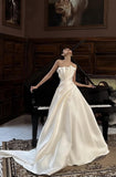 Romantic Wedding Gown Bridal Dress Ball Gown Strapless Satin Wedding Dress White Wedding Dresses Modest Wedding Gowns HZ1121