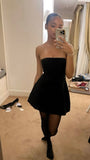 Pretty A line Strapless Black Velvet Formal Homecoming Dresses Short 21st Birthday Outfits Graduation Dress Mini Cocktail Dresses HZ1121