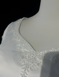 Vintage Bridal Dress A Line V Neck White Beads Satin Long Wedding Dress Retro Wedding Dresses Modest Wedding Gowns HZ1121