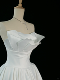 Pretty Wedding Dress A line Strapless Sleeveless White Long Wedding Dresses Bridal Gowns Brides Gown HZ1121