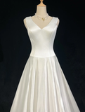 Vintage Wedding Dress A line V Neck White Satin Sleeveless Long Vintage Wedding Dresses Bridal Gowns Brides Gown HZ1121