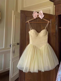 Pretty A line Spaghetti Straps Yellow Tulle Short Formal 8th Grade Homecoming Dresses Summer Middle School Hoco Dress Homecoming Outfits HZ1121
