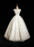 Classic Bridal Gown Ball Gown Square Neck Short Sleeves Tulle White Wedding Dresses Vintage Bridal Gowns HZ1121