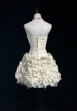 Vintage Ball Gown Sweetheart Taffeta White Sleeveless Mini Short Formal 8th Grade Homecoming Dresses Summer Middle School Hoco Dress Homecoming Outfits HZ1121