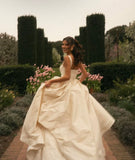 Unique Wedding Dress Ball Gown Square Neck Satin Long Wedding Dresses Bridal Gowns Elegant Brides Gown HZ1121