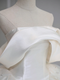 Timeless Bridal Gown Ball Gown Off The Shoulder Satin Long White Wedding Dresses Elegant Bridal Gowns HZ1121