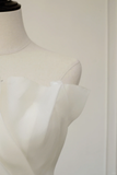 Timeless Bridal Gown Ball Gown Strapless Organza Sleeveless Long White Wedding Dresses Elegant Bridal Gowns HZ1121