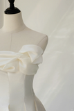 Timeless Bridal Gown A line Strapless Satin White Wedding Dresses Elegant Bridal Gowns HZ1121