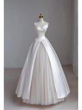 Timeless Bridal Gown Ball Gown Sweetheart White Sleeveless Long Wedding Dresses Elegant Bridal Gowns HZ1121