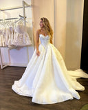 Princess Bridal Dress Ball Gown Sweetheart Sleeveless Satin White Lace Wedding Dresses Pretty Bridal Gowns HZ1121