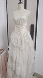 Princess Bridal Dress Ball Gown Strapless Sleeveless Lace White Appliques Wedding Dresses Pretty Bridal Gowns HZ1121
