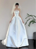 Ethereal Wedding Dress Ball Gown Strapless White Satin Wedding Dresses Bridal Gowns HZ1121