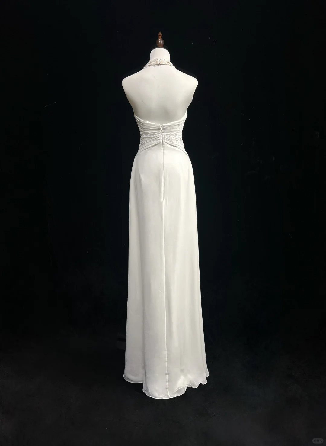 Classic Bridal Gown A line Halter Chiffon White Wedding Dresses Minimalist Bridal Gowns HZ1121