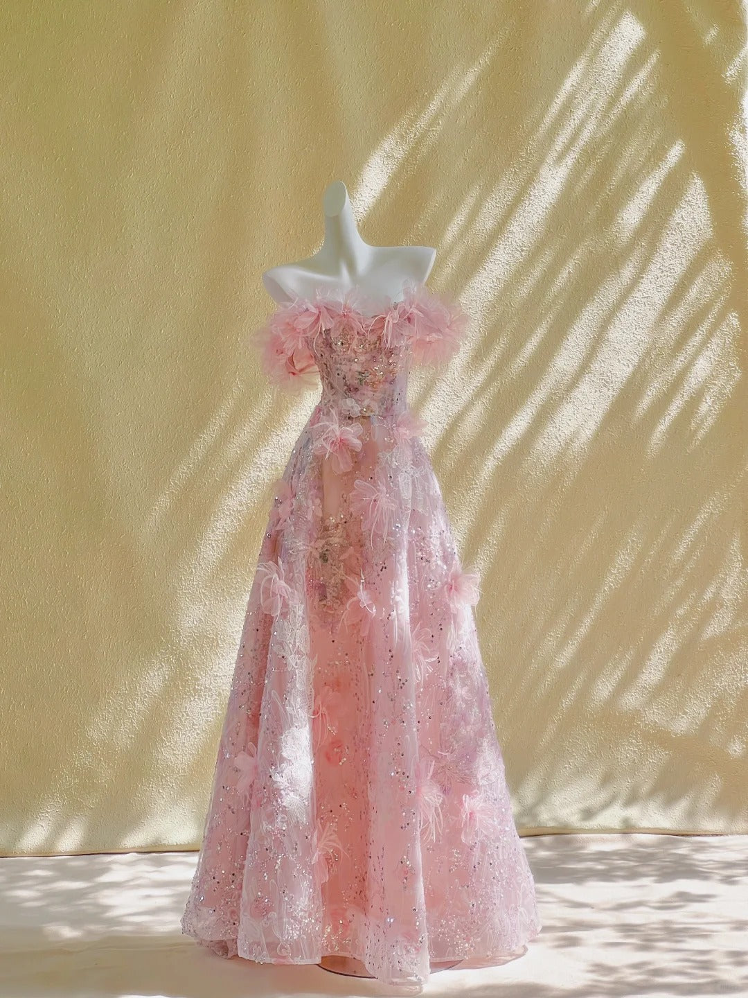Beautiful A line Straps Sleeveless Pink Tulle Long Prom Dresses Evening Gowns Evening Dress HZ1121