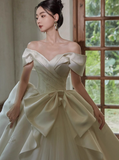 Modest Ball Gown Off-the-shoulder Bridal Dress White Satin Tulle Long Wedding Dress Elegant Lace Applique Bridal Gowns HZ1121