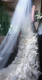 Elegant Strapless Sheath Long Luxury Wedding Dresses Satin Applique Bridal Dresses HZ1121