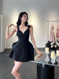 Glam V-neck A-Line Satin Short Prom Dresses, Black Homecoming Dresses HZ1121