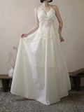 Vintage Wedding Dress A line Halter Lace White Summer Beach Long Wedding Dresses Bridal Gowns HZ1121