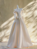 Pretty Wedding Dress Ball Gown Sweetheart Ivory Satin Long Sleeves Wedding Dresses Bridal Gowns HZ1121