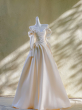 Pretty Wedding Dress Ball Gown Sweetheart Ivory Satin Long Sleeves Wedding Dresses Bridal Gowns HZ1121