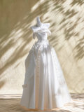 Pretty Wedding Dress Ball Gown Strapless Satin Short Sleeves White Wedding Dresses Bridal Gowns HZ1121