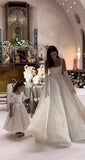 Pretty Wedding Dress Ball Gown Square Neck Lace Long White Wedding Dresses With Lace Gloves Bridal Gowns HZ1121