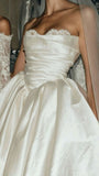 Pretty Wedding Dress Ball Gown Strapless Ivory Satin Long Wedding Dresses Bridal Gowns HZ1121